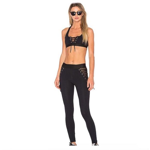 REVOLVE‎ Blue Life Fit - Tied Up Garter Leggings in Jet Black - size XS - Picture 1 of 11